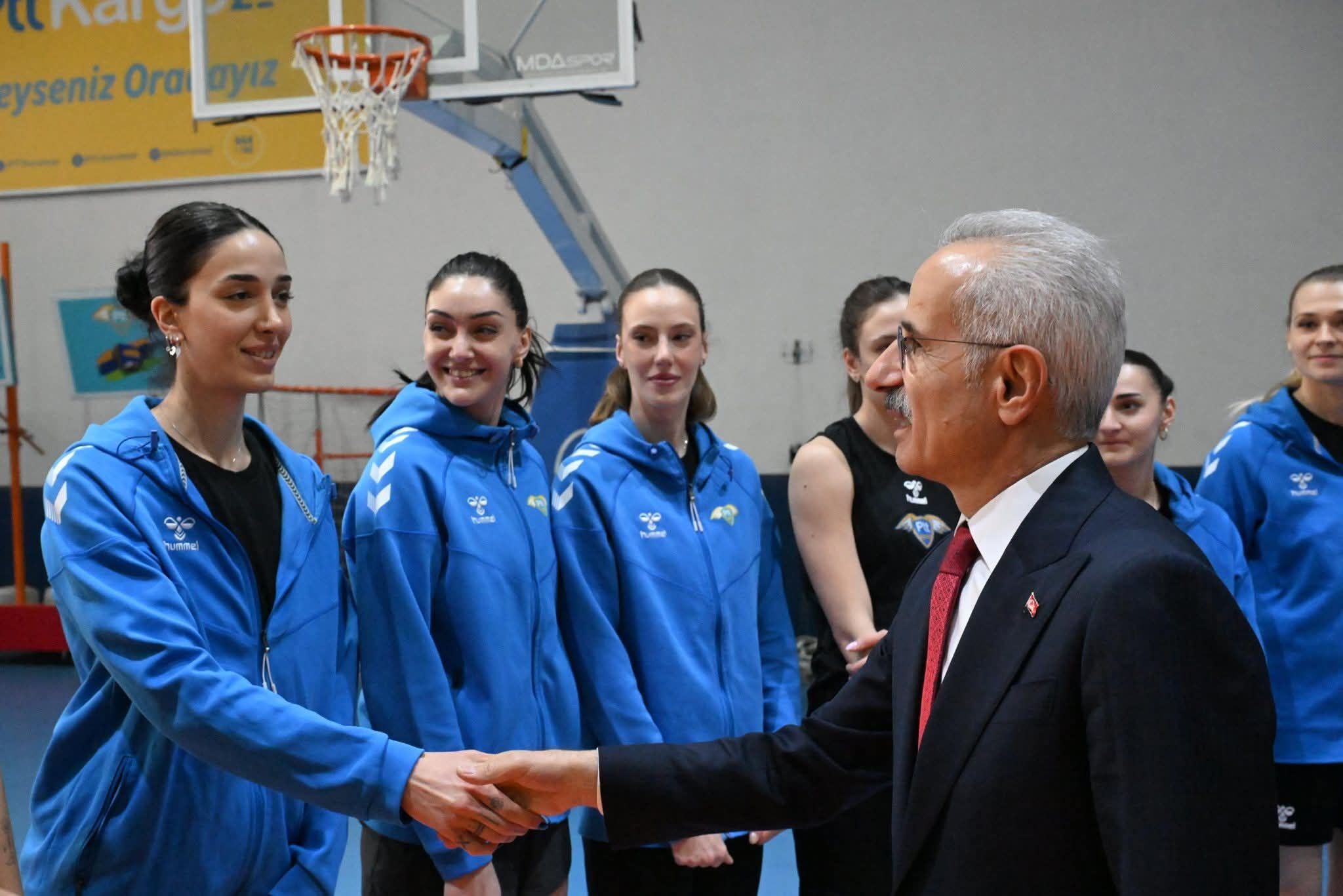 F B I M G 1774296321056