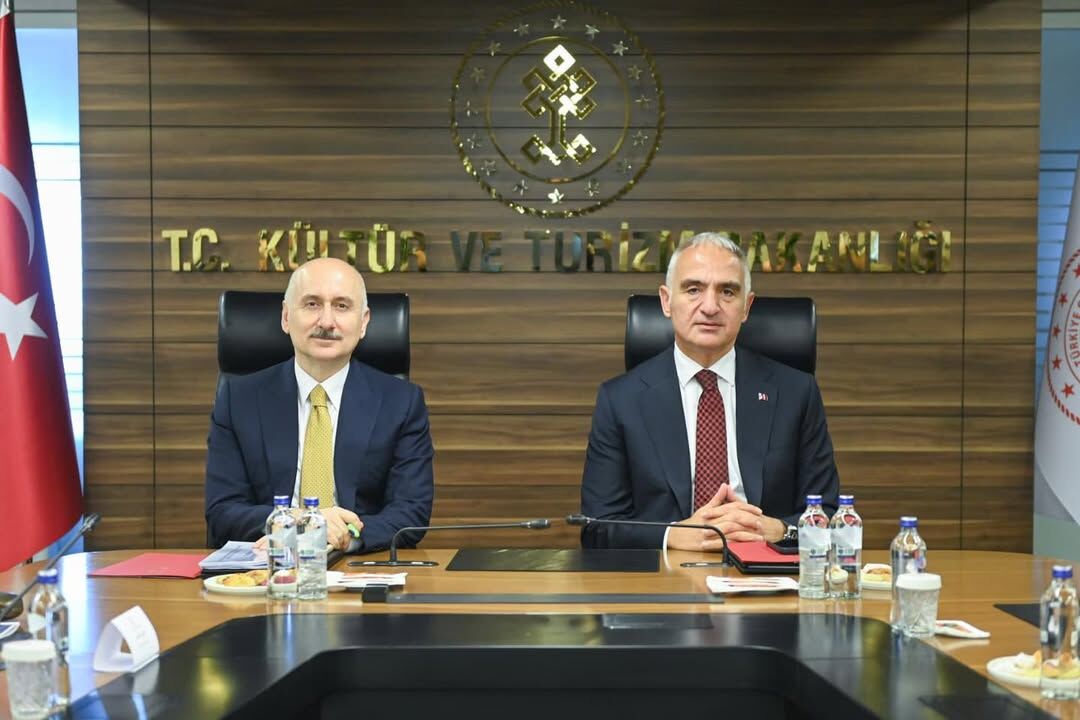 Kültür Ve Turizm Bakanımız Sayın Mehmet Nuri Ersoy’u Makamında Ziyaret Ettik.görüşmemizde; Ortak