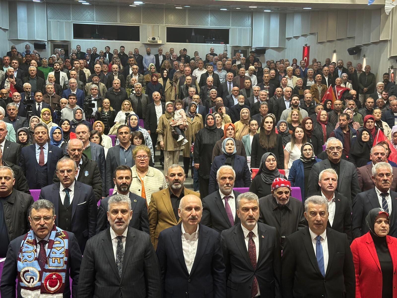 3256Fab9 Fa59 42Ab 87Af 051700Be2476