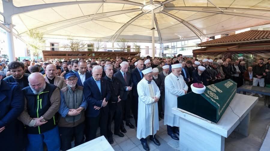 F B I M G 1776618735908